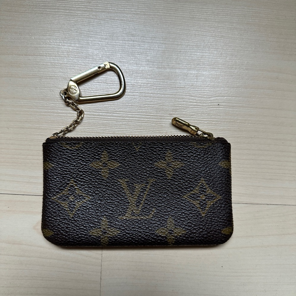 Louis Vuitton Monogram Key Pouch Wallet